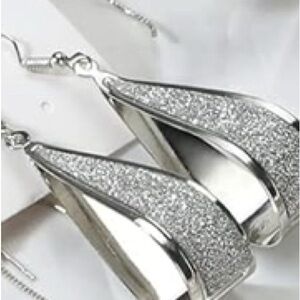 Silver Teardrop Earrings